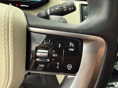 2023 Land Rover Range Rover P530 SE LWB