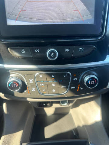 2018 Chevrolet Traverse LT Cloth