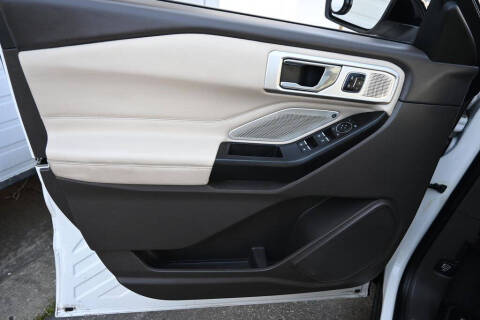 2020 Ford Explorer Platinum