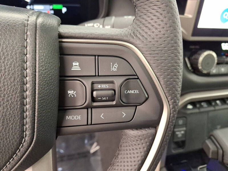 2025 Toyota Tundra Limited HV