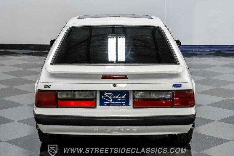 1990 Ford Mustang LX 5.0