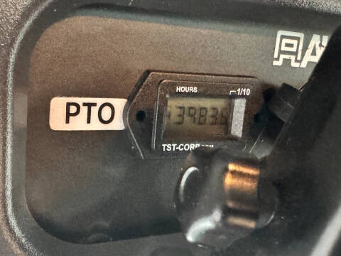 2018 Freightliner M2 106