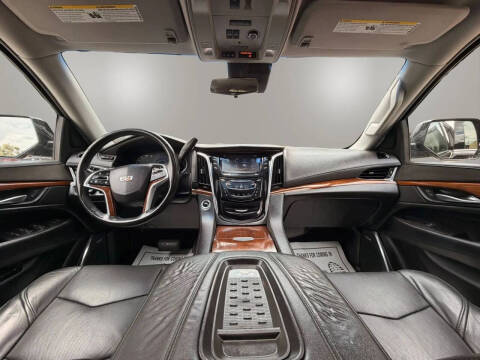 2017 Cadillac Escalade ESV Premium Luxury