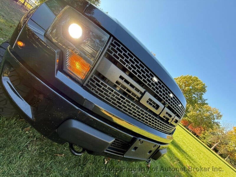 2013 Ford F-150 SVT Raptor photo 32