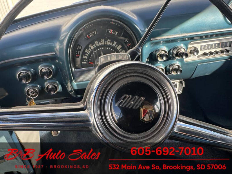 1952 Ford Crestline