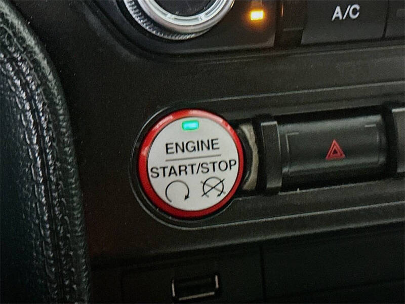 2017 Ford Mustang V6