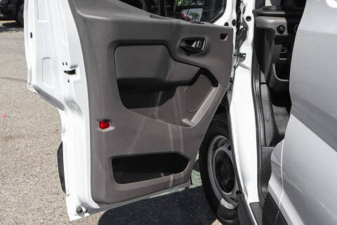 2024 Ford Transit 250