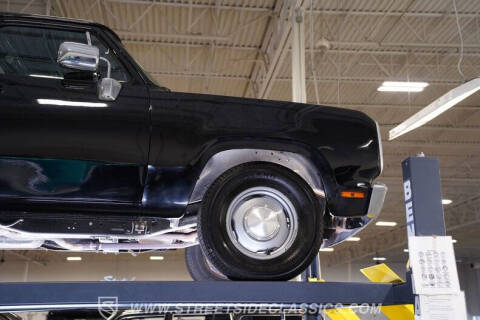 1977 Dodge D100 Pickup