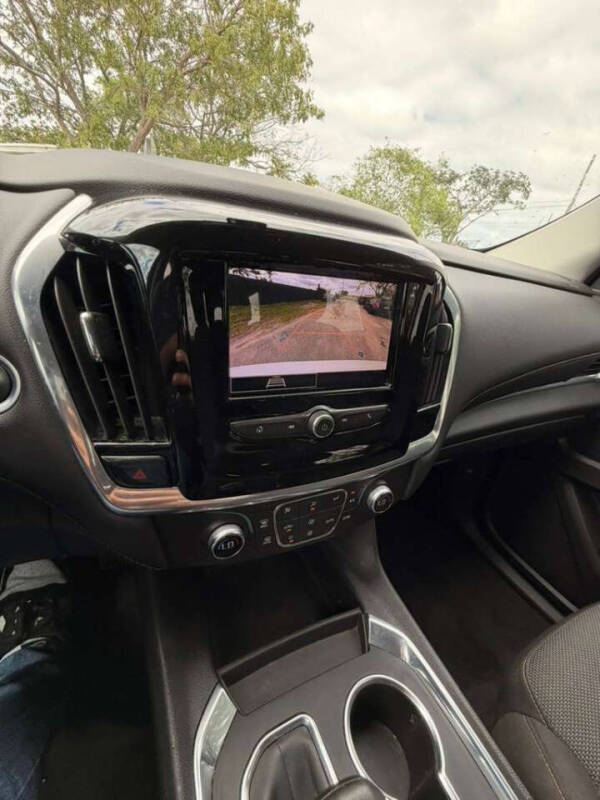 2021 Chevrolet Traverse LS