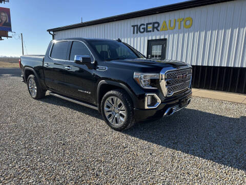 2020 GMC Sierra 1500 for sale at Tiger Auto Sales Inc in Danville IA