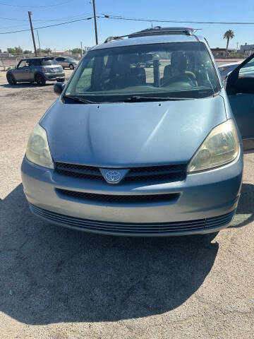 2005 Toyota Sienna LE 7 Passenger