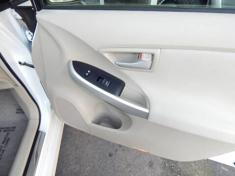 2011 Toyota Prius Two