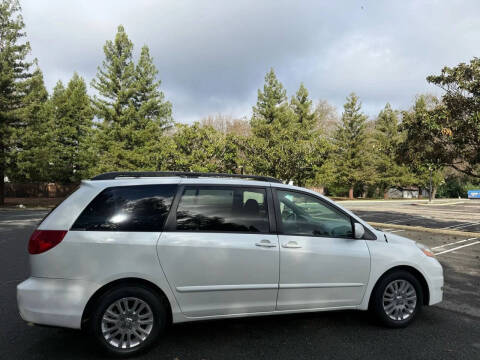 2009 Toyota Sienna