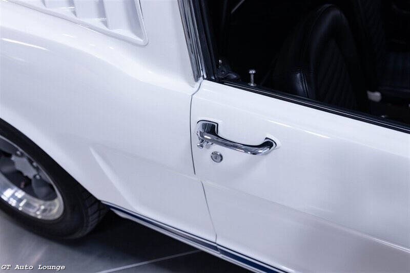 1965 Ford Mustang 22