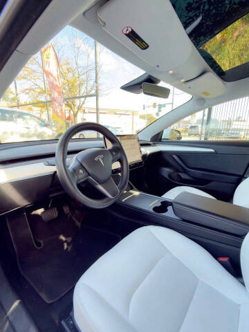 2022 Tesla Model 3 Long Range