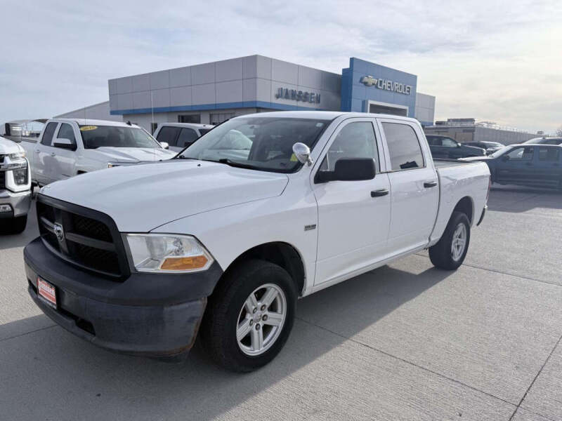 2012 RAM 1500 ST