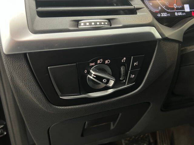 2024 BMW X4 xDrive30i