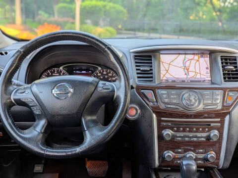 2013 Nissan Pathfinder Platinum