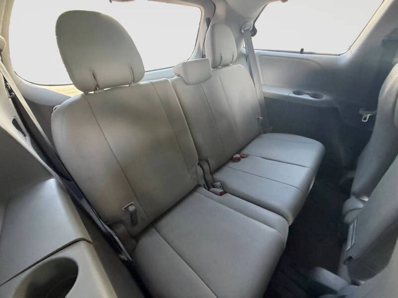 2015 Toyota Sienna