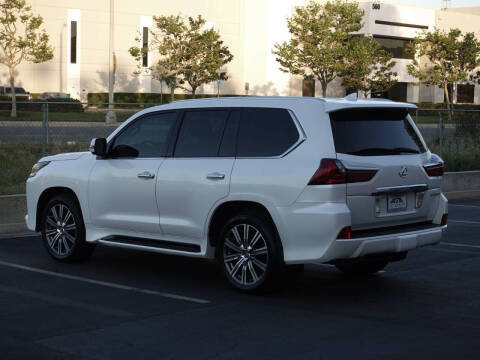 2016 Lexus LX 570