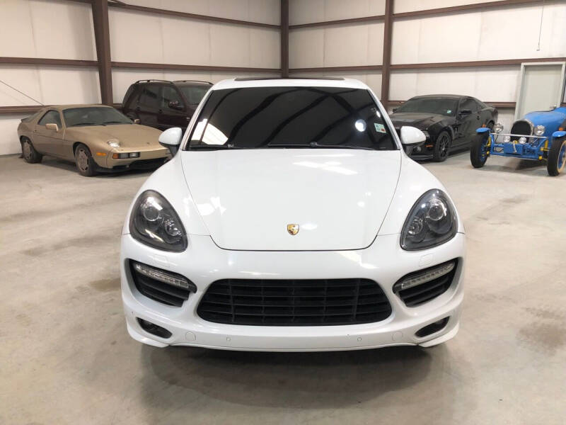 2013 Porsche Cayenne GTS