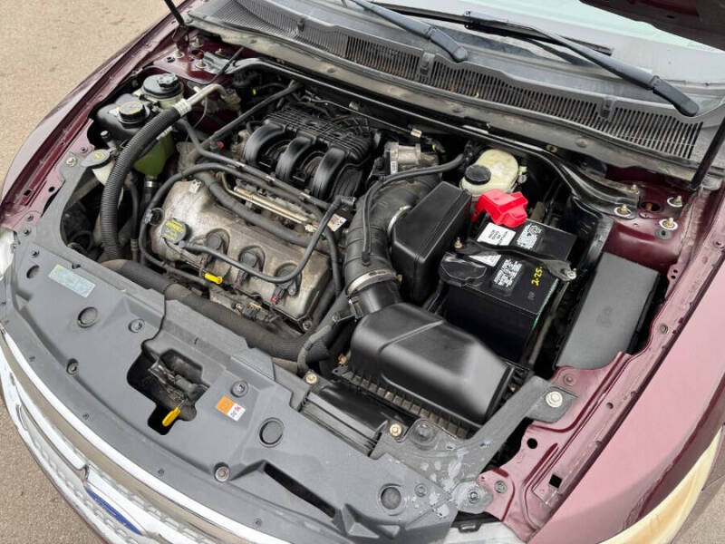 2011 Ford Taurus SEL