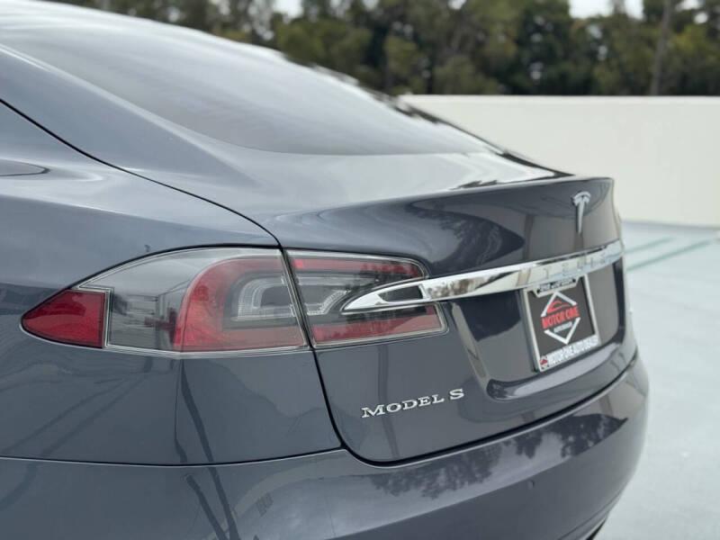 2016 Tesla Model S