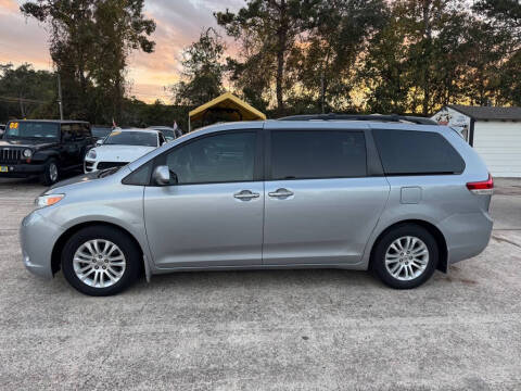 2012 Toyota Sienna
