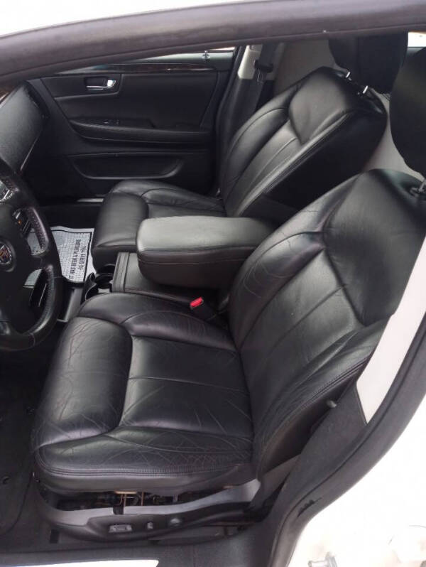 2011 Cadillac DTS Pro Coachbuilder Limo