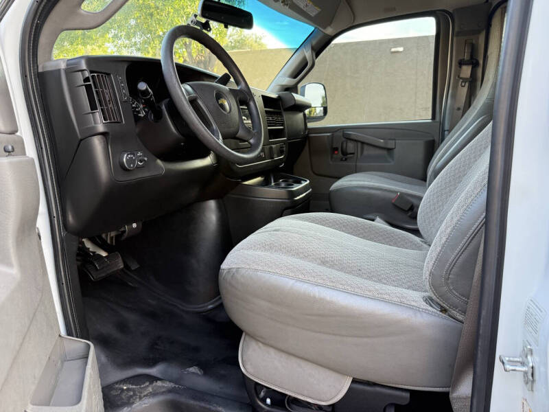 2018 Chevrolet Express 2500