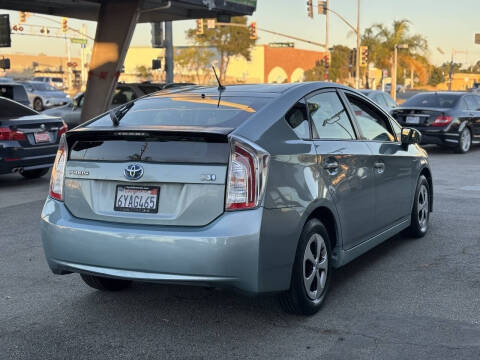 2012 Toyota Prius Three