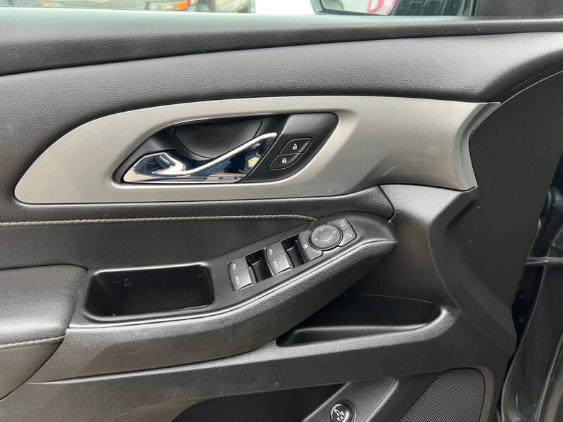 2020 Chevrolet Traverse LT Leather