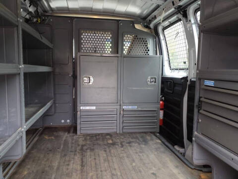 2017 Chevrolet Express 2500