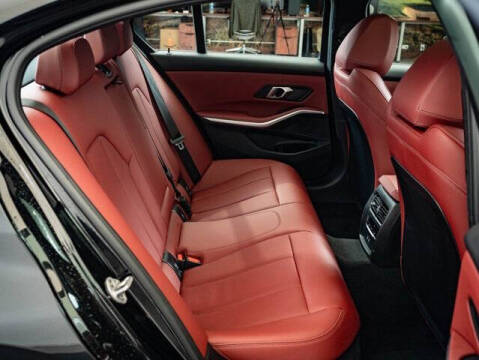 2025 BMW 3 Series 330i xDrive