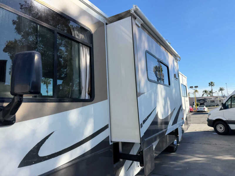 2008 Workhorse W22
