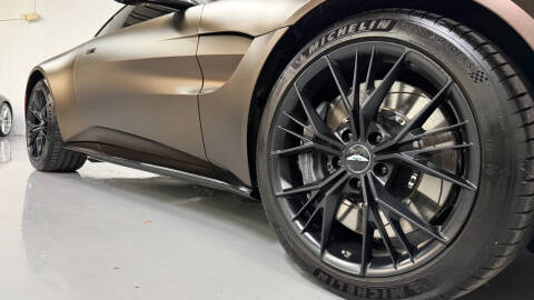 2021 Aston Martin Vantage