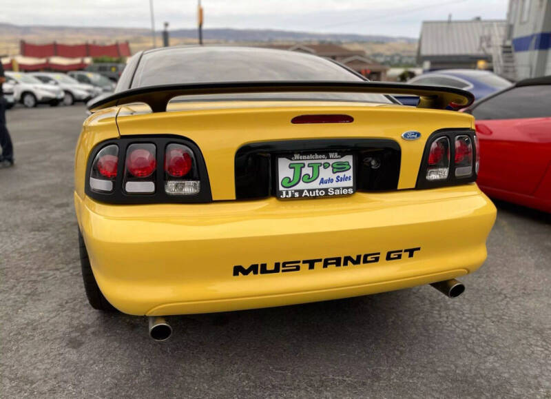 1995 Ford Mustang