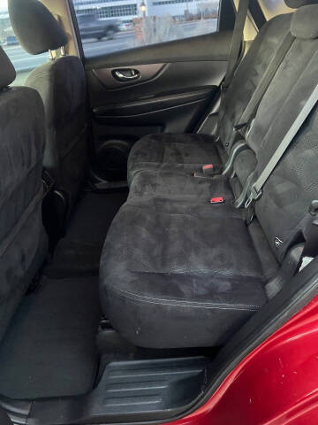 2016 Nissan Rogue SV