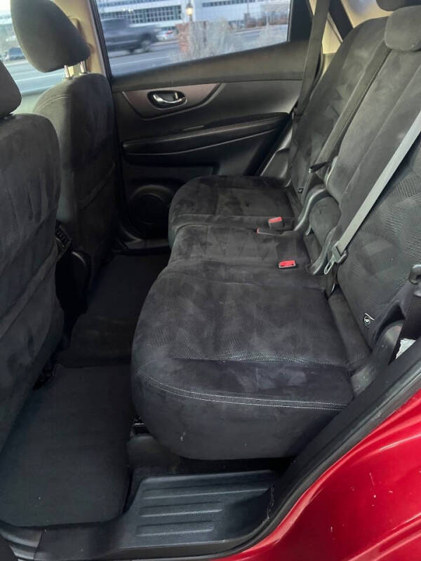 2016 Nissan Rogue SV