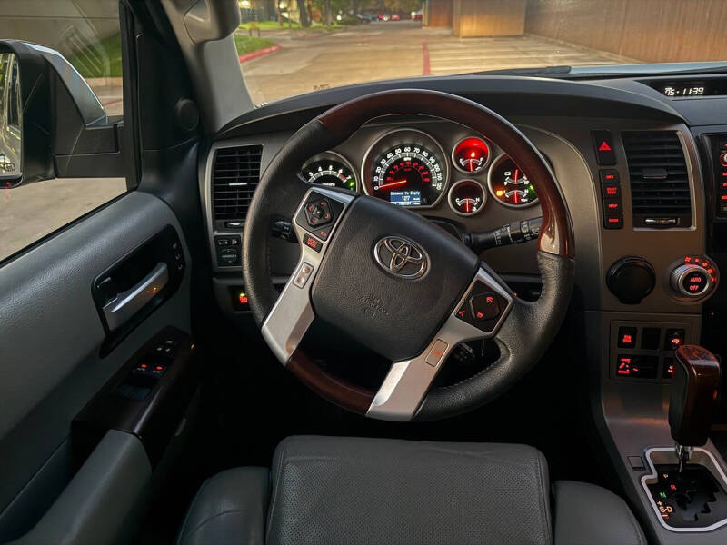 2015 Toyota Sequoia Platinum