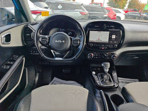 2023 Kia Soul GT-Line