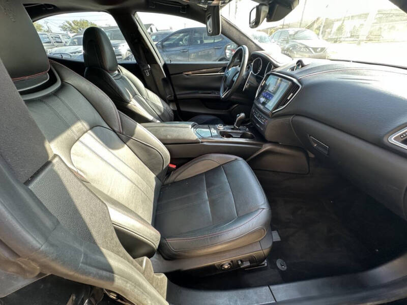 2017 Maserati Ghibli S