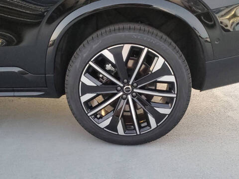 2026 Volvo XC90 B6 Ultra Dark 7P