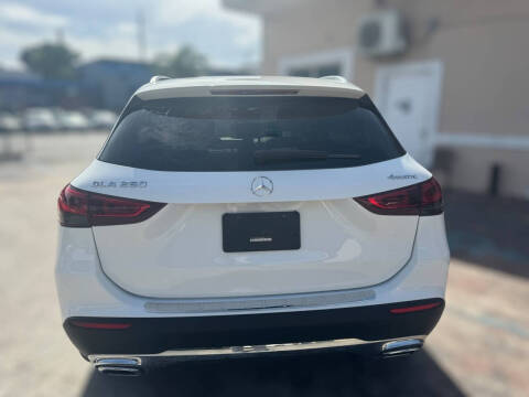 2022 Mercedes-Benz GLA GLA 250 4MATIC