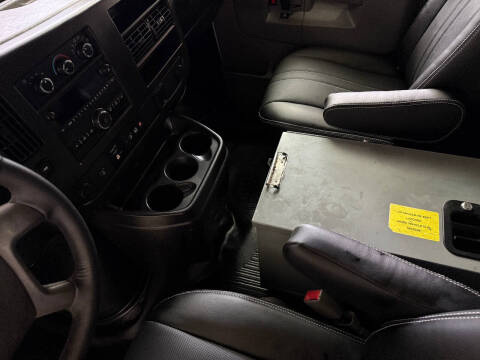 2018 Chevrolet Express 2500