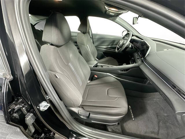 2025 Hyundai Elantra Hybrid SEL Sport