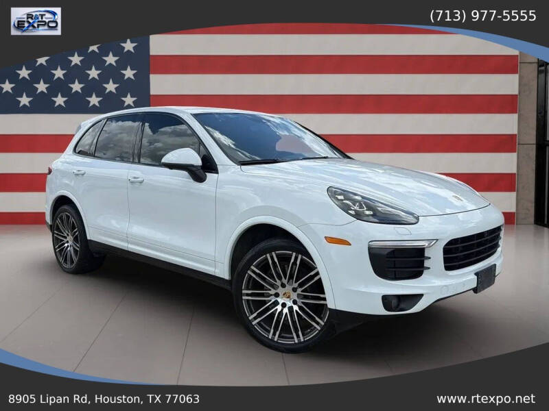 2017 Porsche Cayenne Platinum Edition