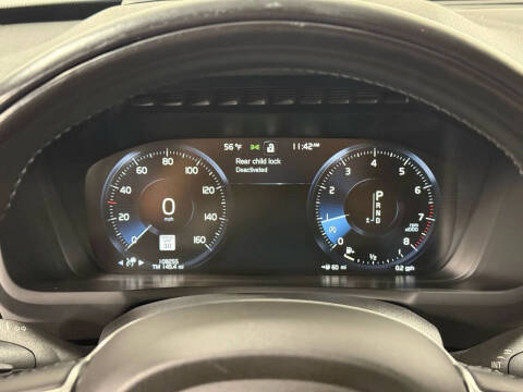 2019 Volvo XC90 T6 Momentum