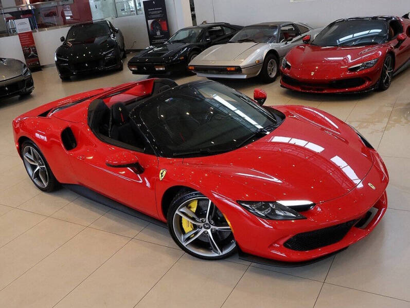 2024 Ferrari 296 GTS