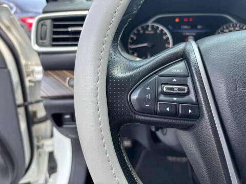 2017 Nissan Maxima Platinum